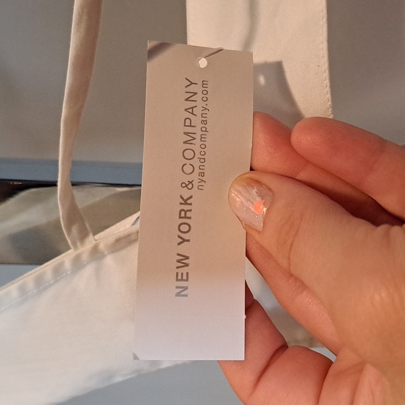 White Blouse Tank - Picture 5 of 6